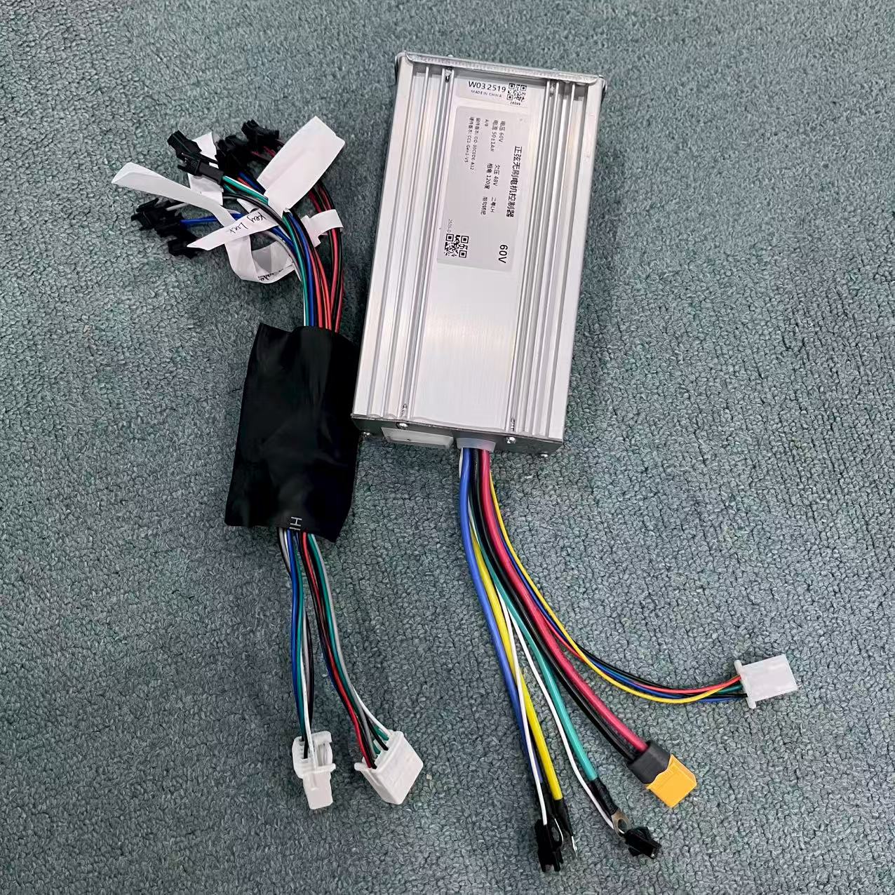 Good Quality 60V 5600W 6000W E - 60V 5600W Dual Motor Electric Scooter 评论和价格
