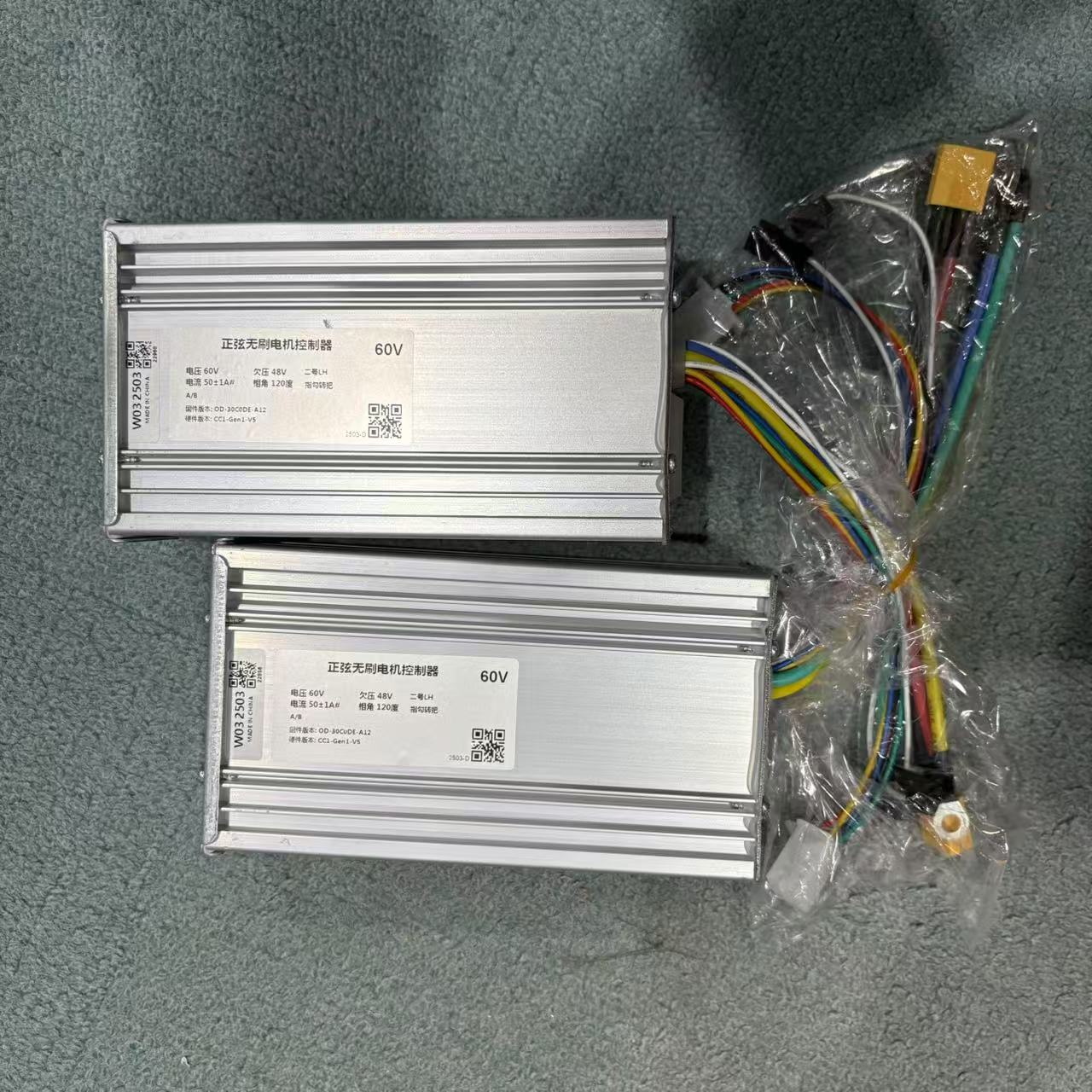 48v 25A 52V 28A 60V 28A Electr - 60V 5600W Dual Motor Electric Scooter 评论和价格