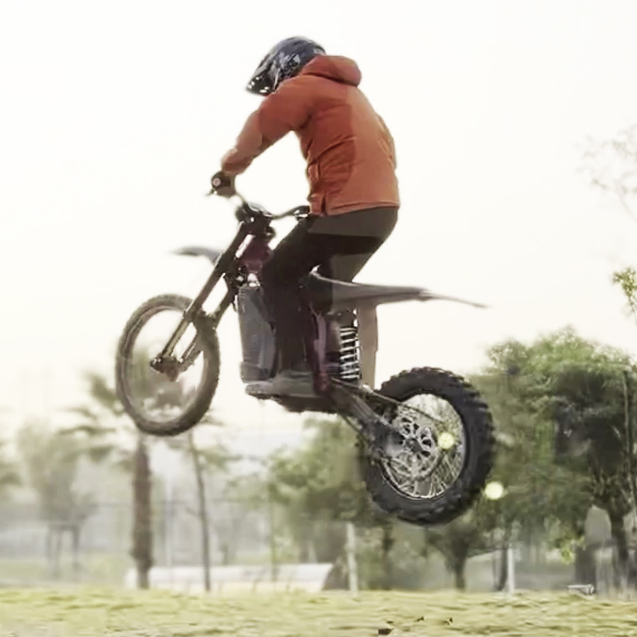 STLF Competition Level Caofen  - 72V 12000W Electric Dirt Bike 评论和价格