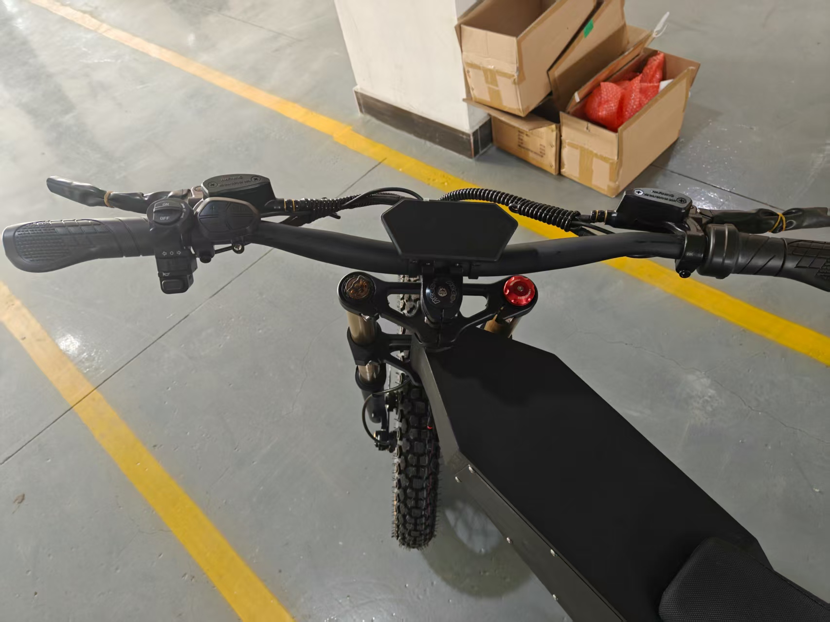 2024 New Product Cheetach- 72v - 72V 12000W Electric Dirt Bike 评论和价格